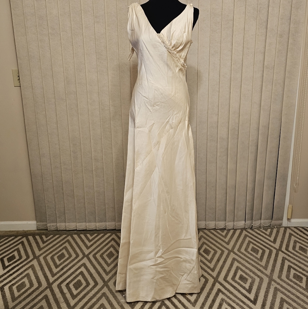 Peter Langner Cream Wedding Dress 6/8‎